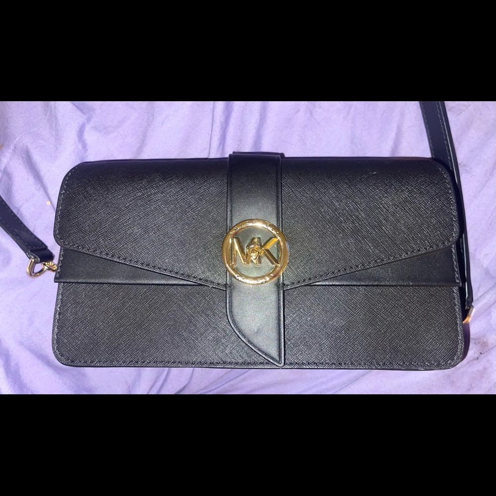 Beautiful Michael Kors cross body/satchel purse!!!